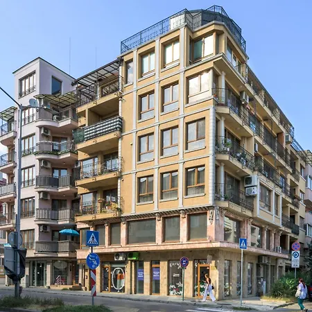 Sun Above Lejlighed *